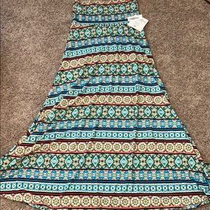 NWT LuLaRoe XS Maxi skirt